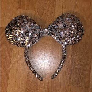 Disney Parks Silver Sequin Minnie Ears